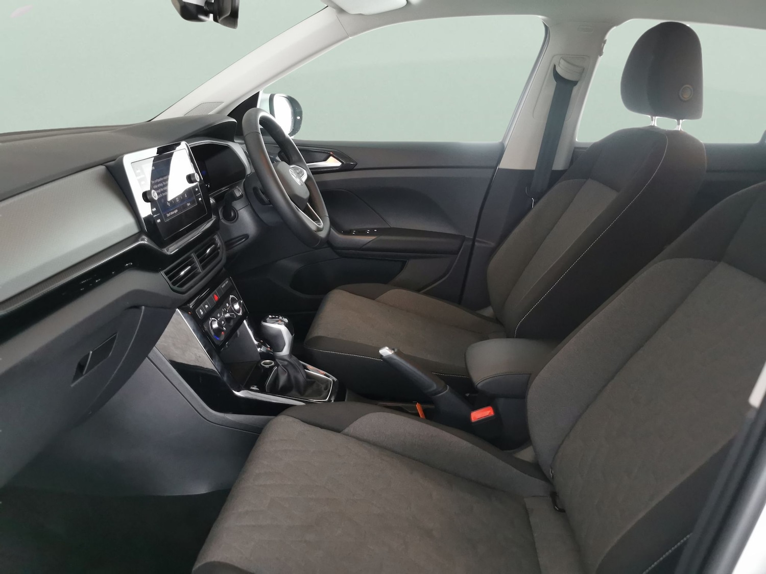 Used Volkswagen T-Cross 2024 for sale - 76624054: Photo 4