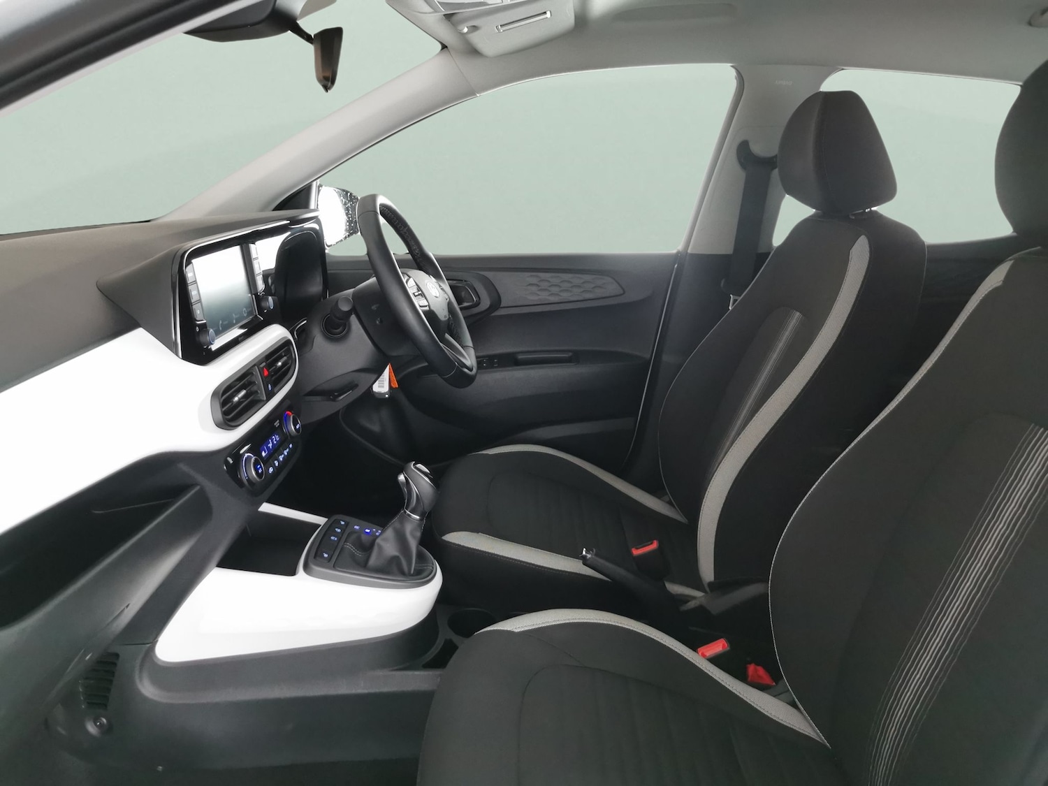 Used Hyundai i10 2022 for sale - 76704019: Photo 4