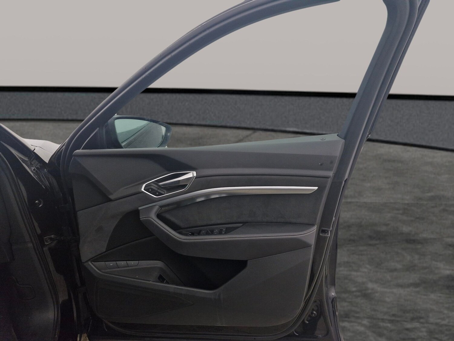 Used Audi e-tron 2022 for sale - 77560892: Photo 30