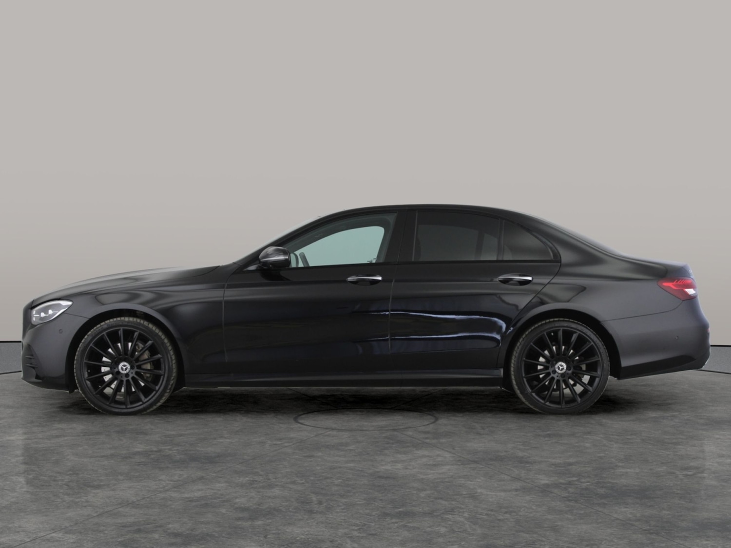 Used Mercedes-Benz E-Class 2023 for sale - 76047627: Photo 19