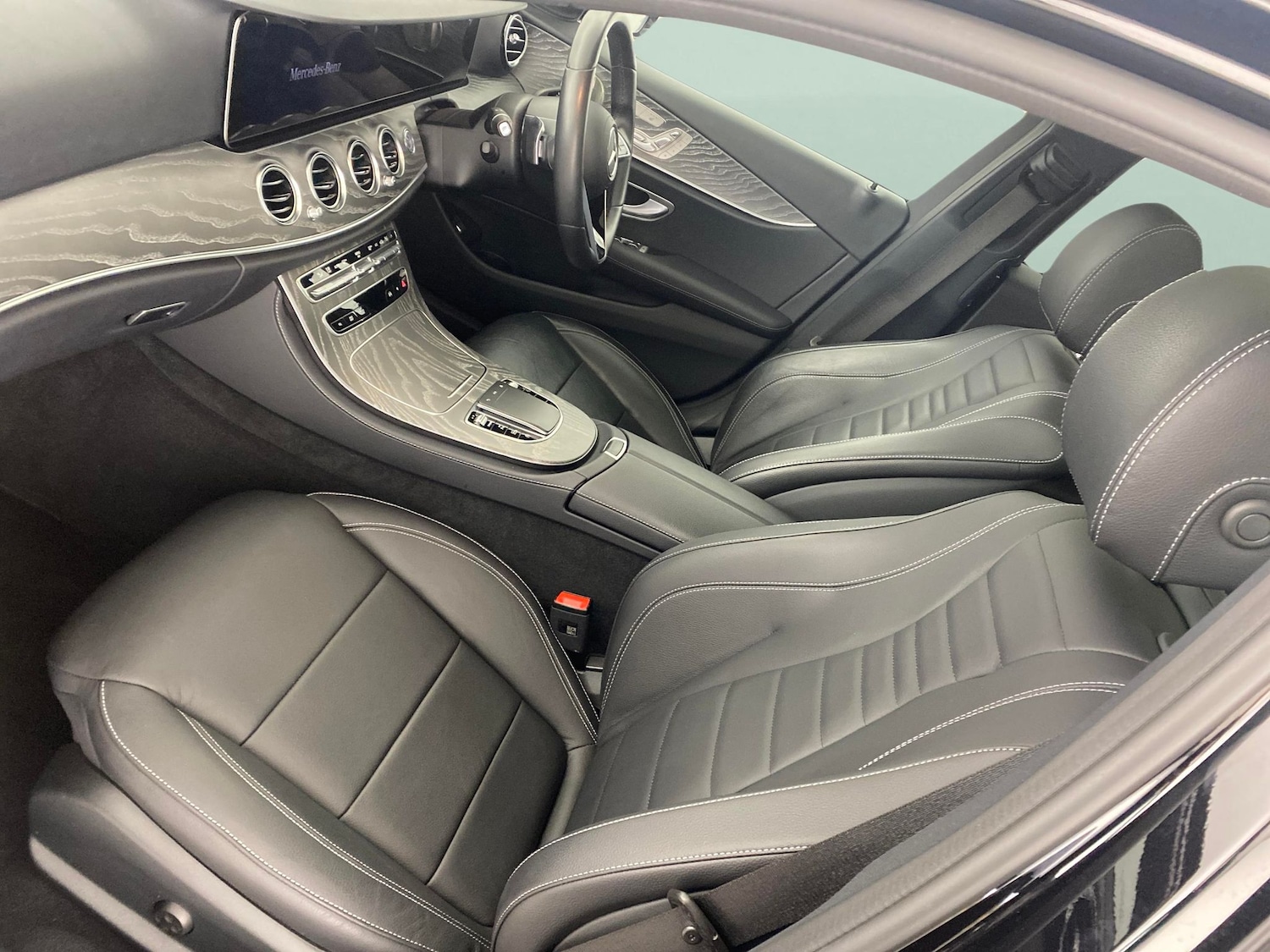 Used Mercedes-Benz E-Class 2023 for sale - 76047627: Photo 4