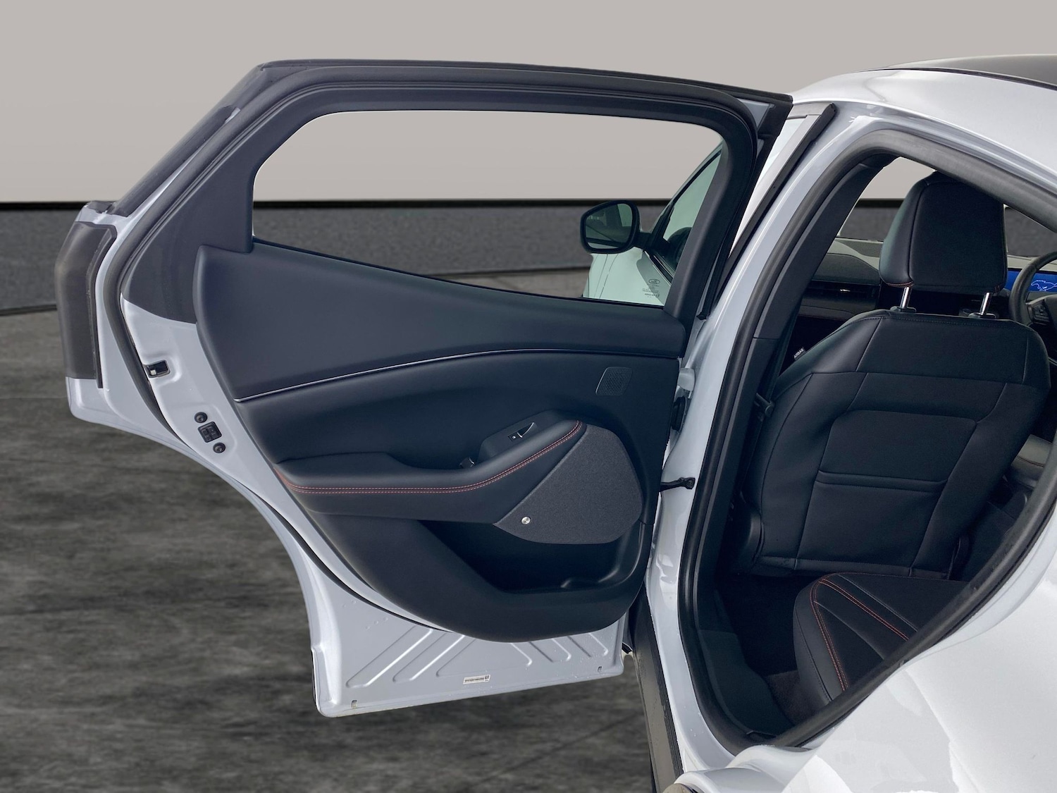 Used Ford Mustang Mach-E 2022 for sale - 77208110: Photo 27