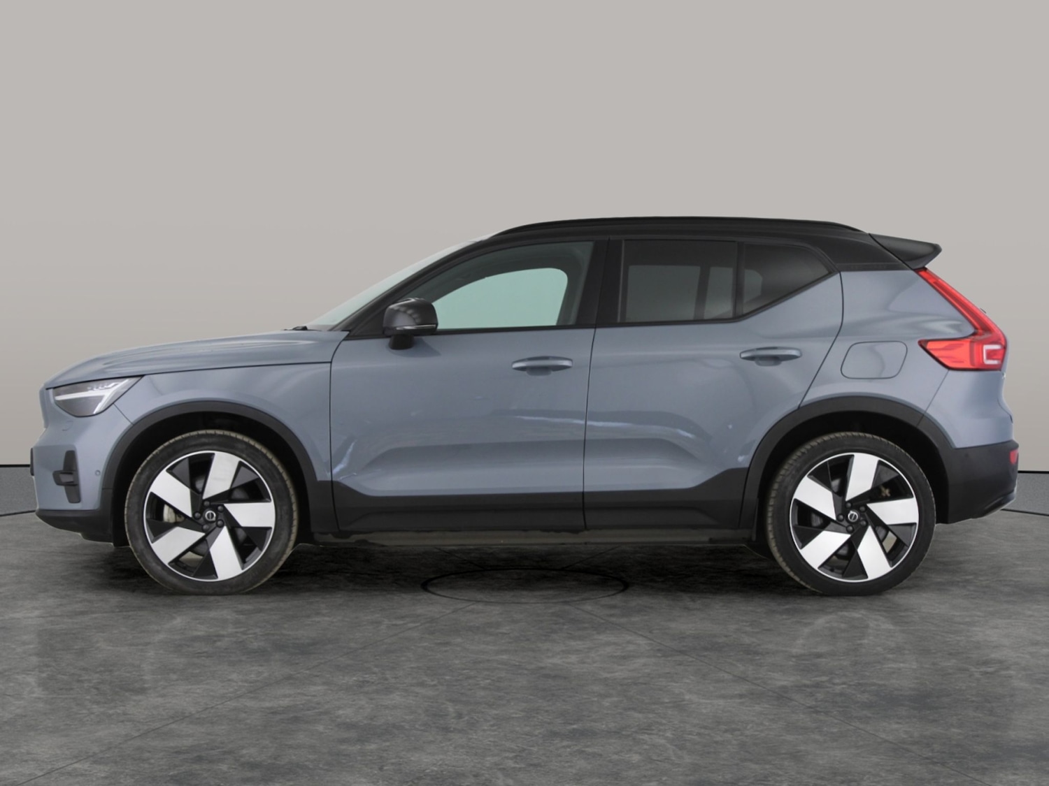 Used Volvo XC40 2022 for sale - 76908307: Photo 14