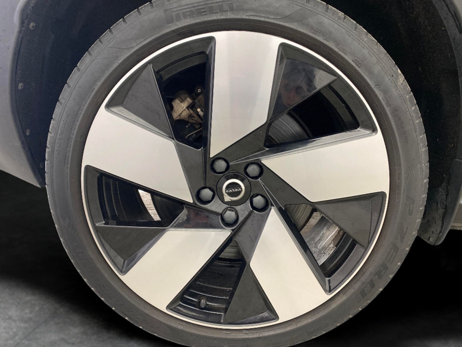 Used Volvo XC40 2022 for sale - 76908307: Photo 24