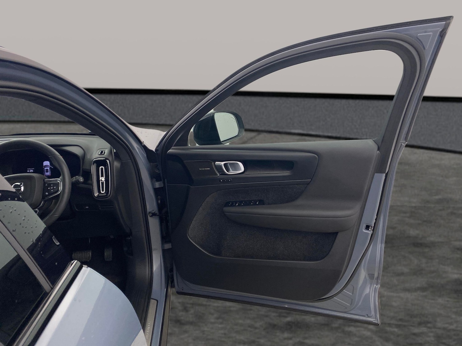 Used Volvo XC40 2022 for sale - 76908307: Photo 30