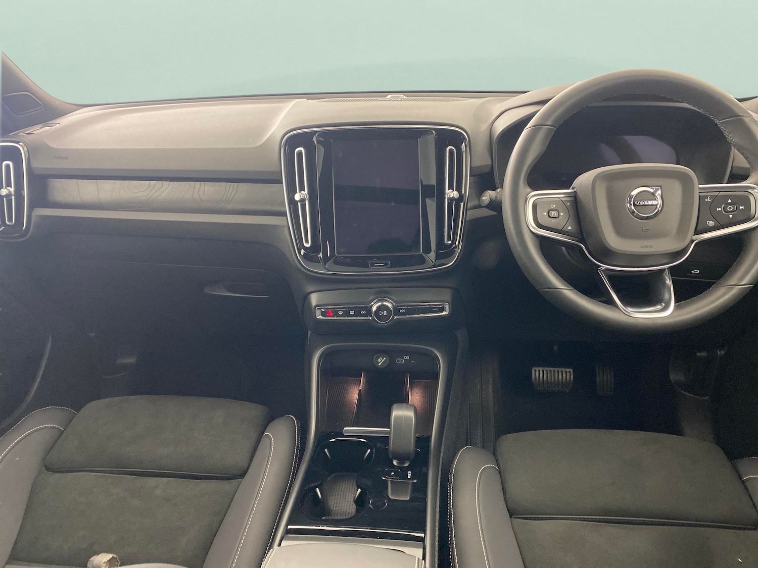 Used Volvo XC40 2022 for sale - 76908307: Photo 4