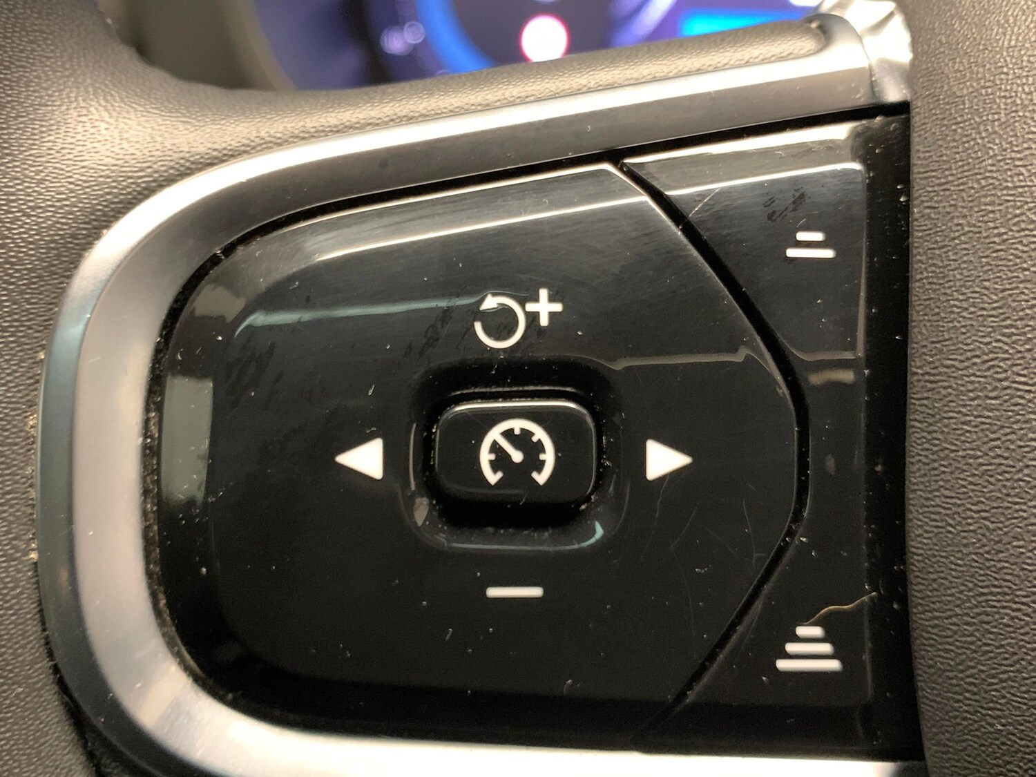 Used Volvo XC60 2021 for sale - 77517268: Photo 17