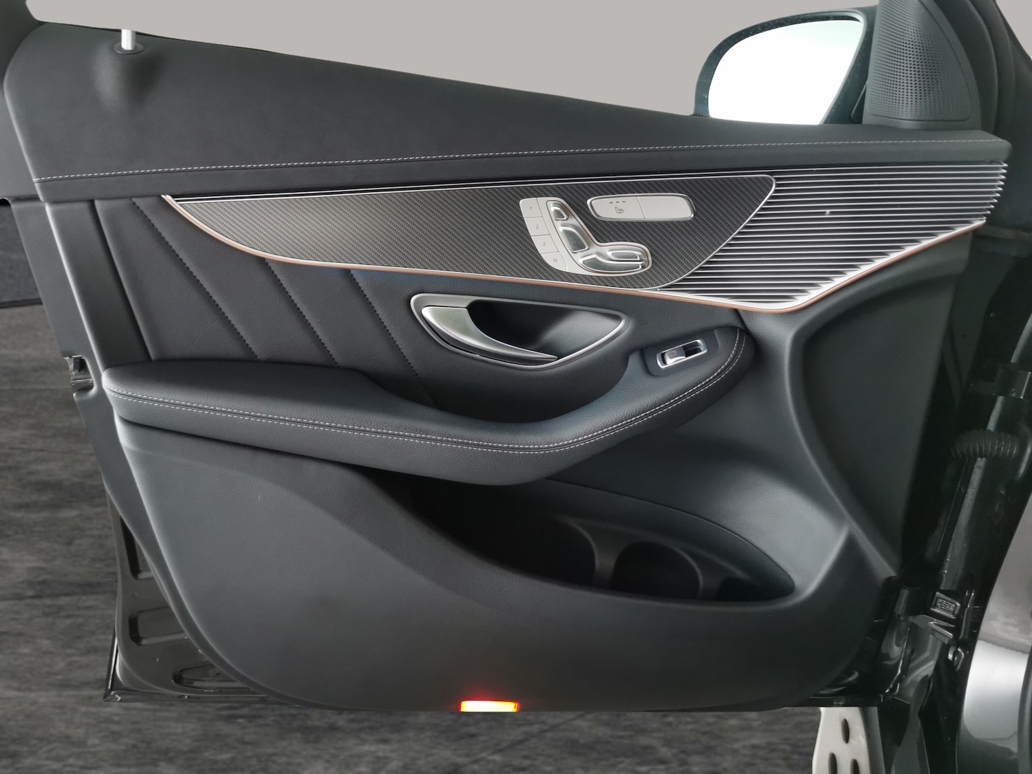 Used Mercedes-Benz EQC 2021 for sale - 76763027: Photo 33