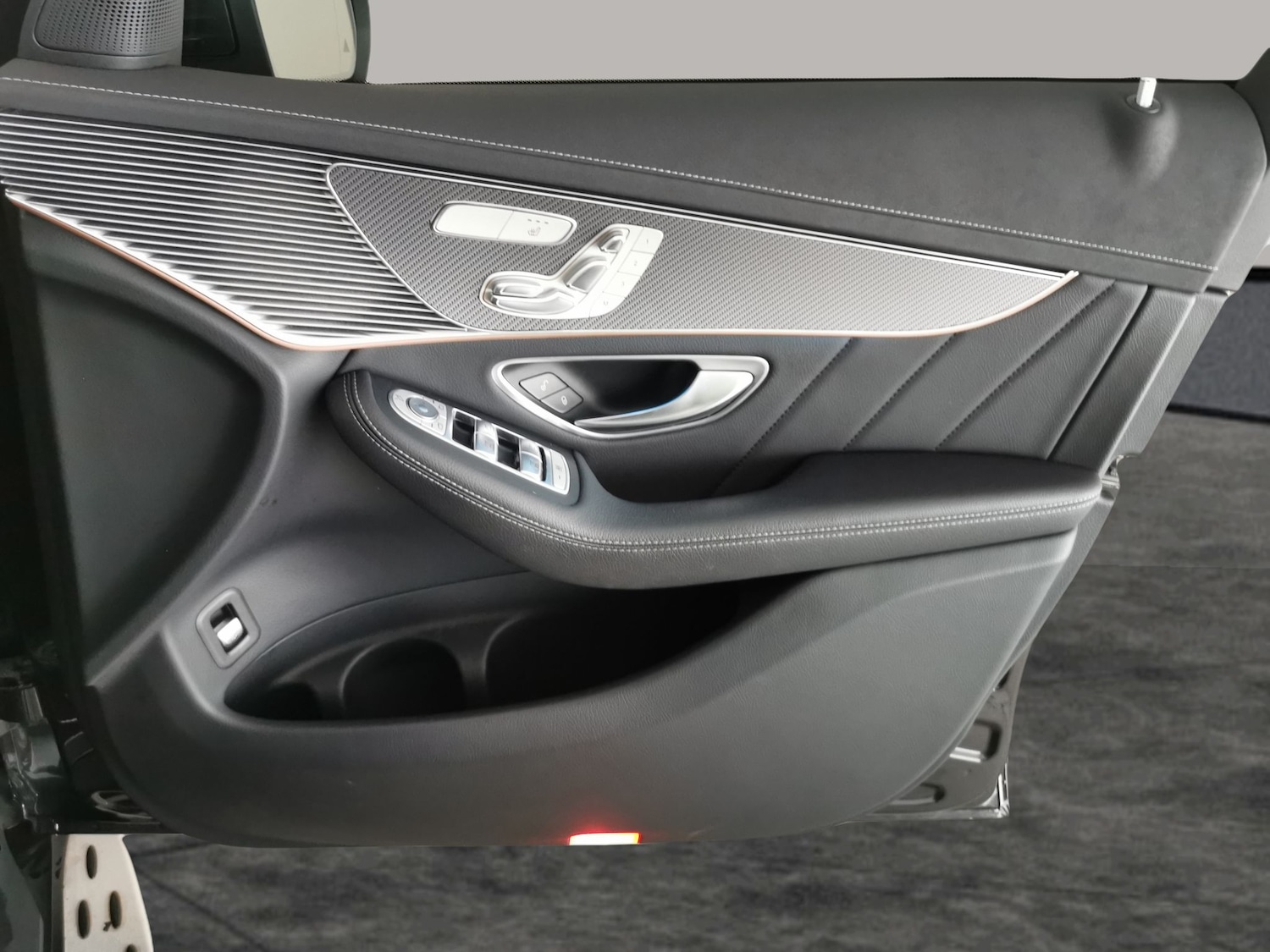 Used Mercedes-Benz EQC 2021 for sale - 76763027: Photo 36