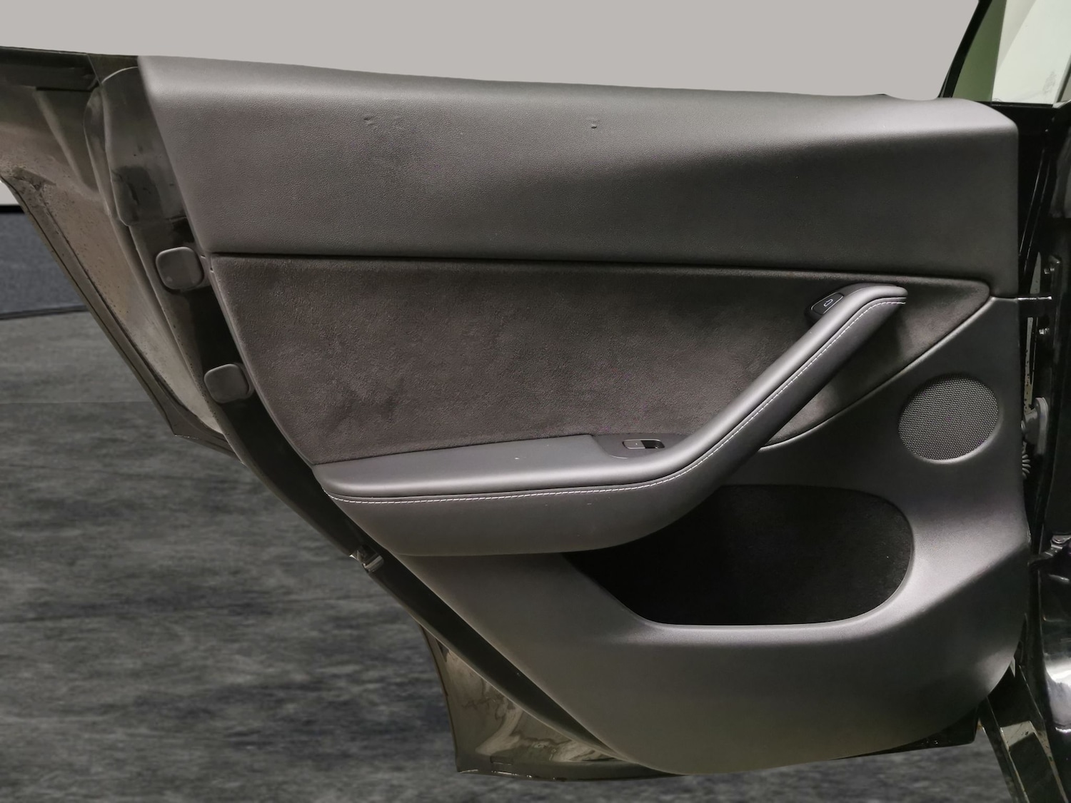 Used Tesla Model Y 2023 for sale - 77234388: Photo 28