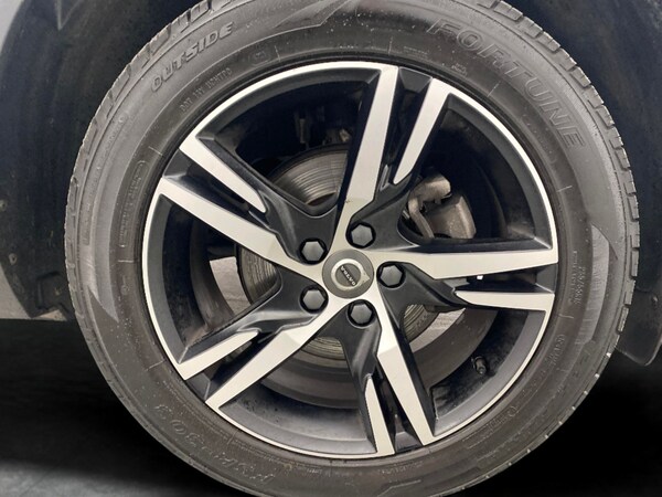 Used Volvo XC40 2021 for sale - 76322807: Photo 29