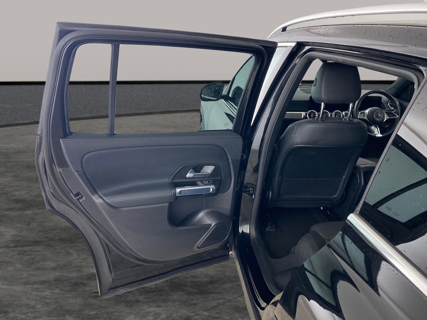 Used Mercedes-Benz EQB 2024 for sale - 77418031: Photo 24