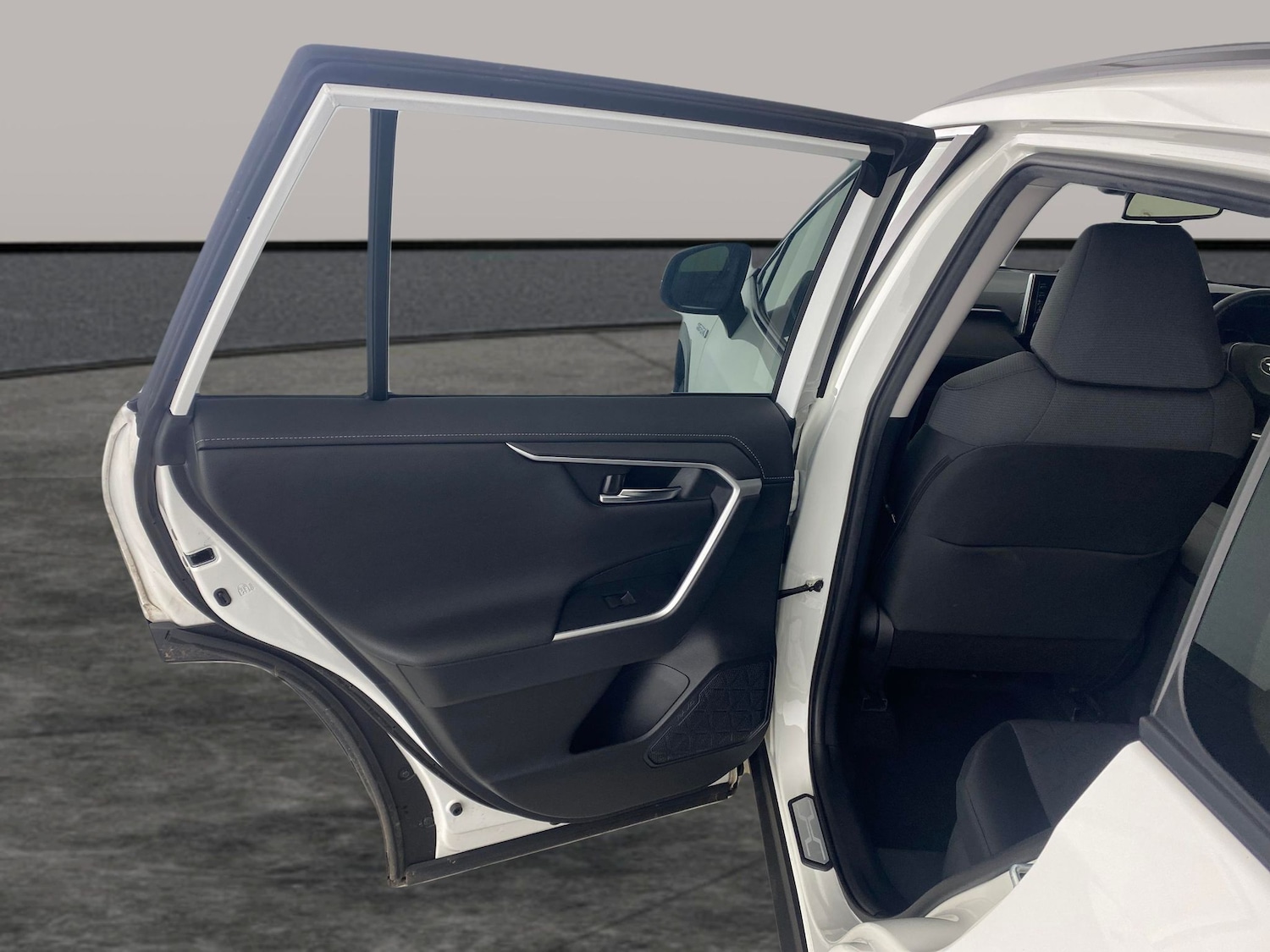 Used Toyota RAV4 2021 for sale - 78000988: Photo 24