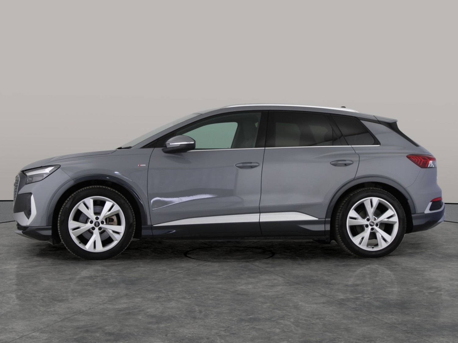 Used Audi Q4 e-tron 2023 for sale - 76525954: Photo 12