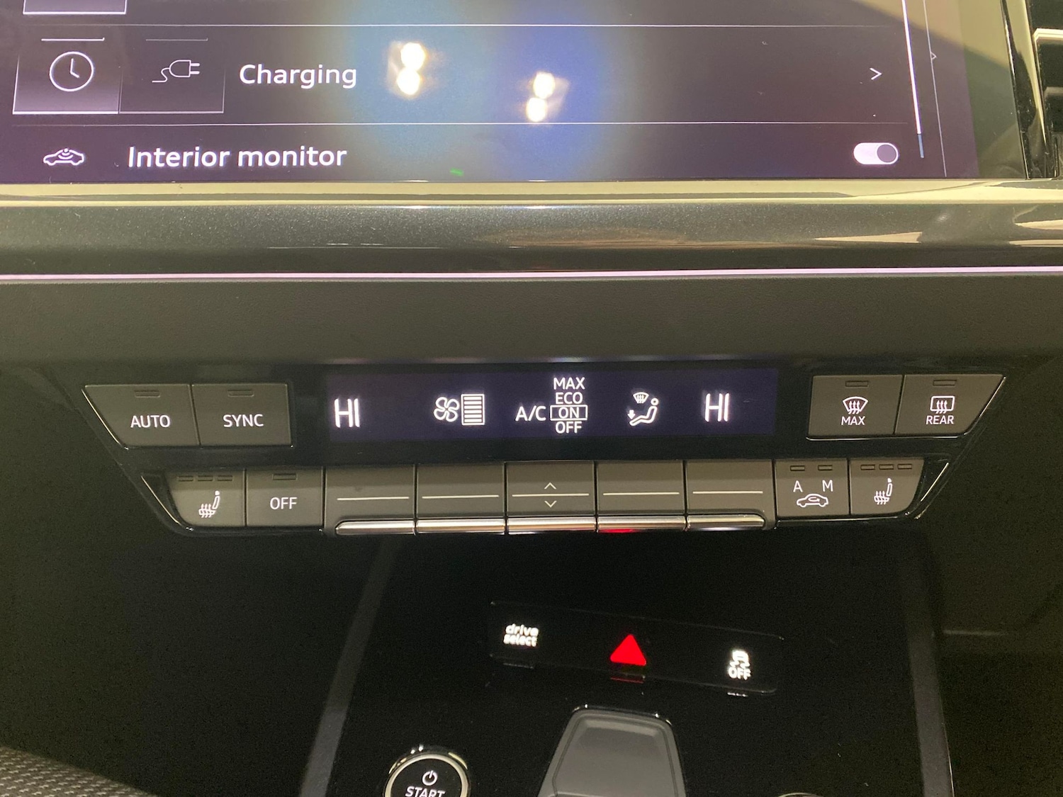 Used Audi Q4 e-tron 2023 for sale - 76525954: Photo 15