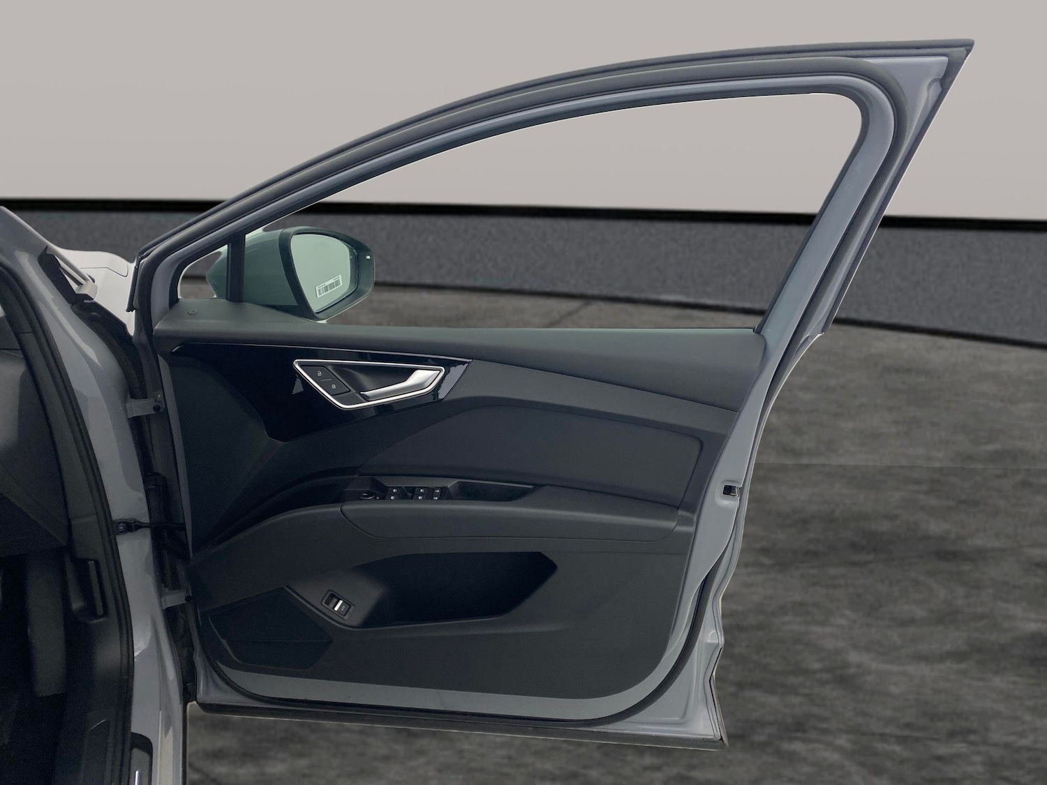 Used Audi Q4 e-tron 2023 for sale - 76525954: Photo 28