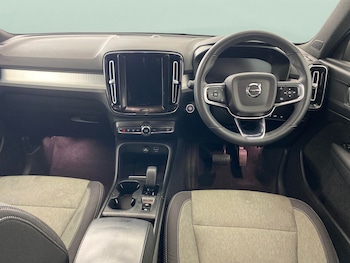 Used Volvo XC40 2022 for sale - 77378970: Photo