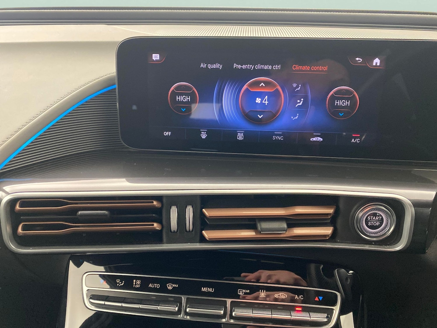 Used Mercedes-Benz EQC 2022 for sale - 77053080: Photo 17