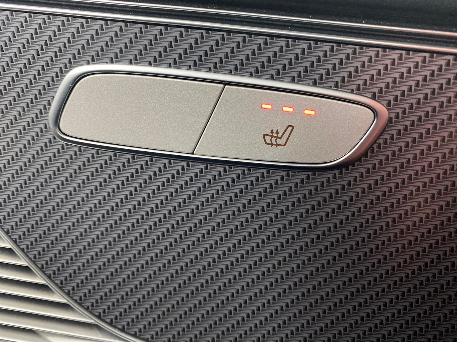 Used Mercedes-Benz EQC 2022 for sale - 77053080: Photo 18