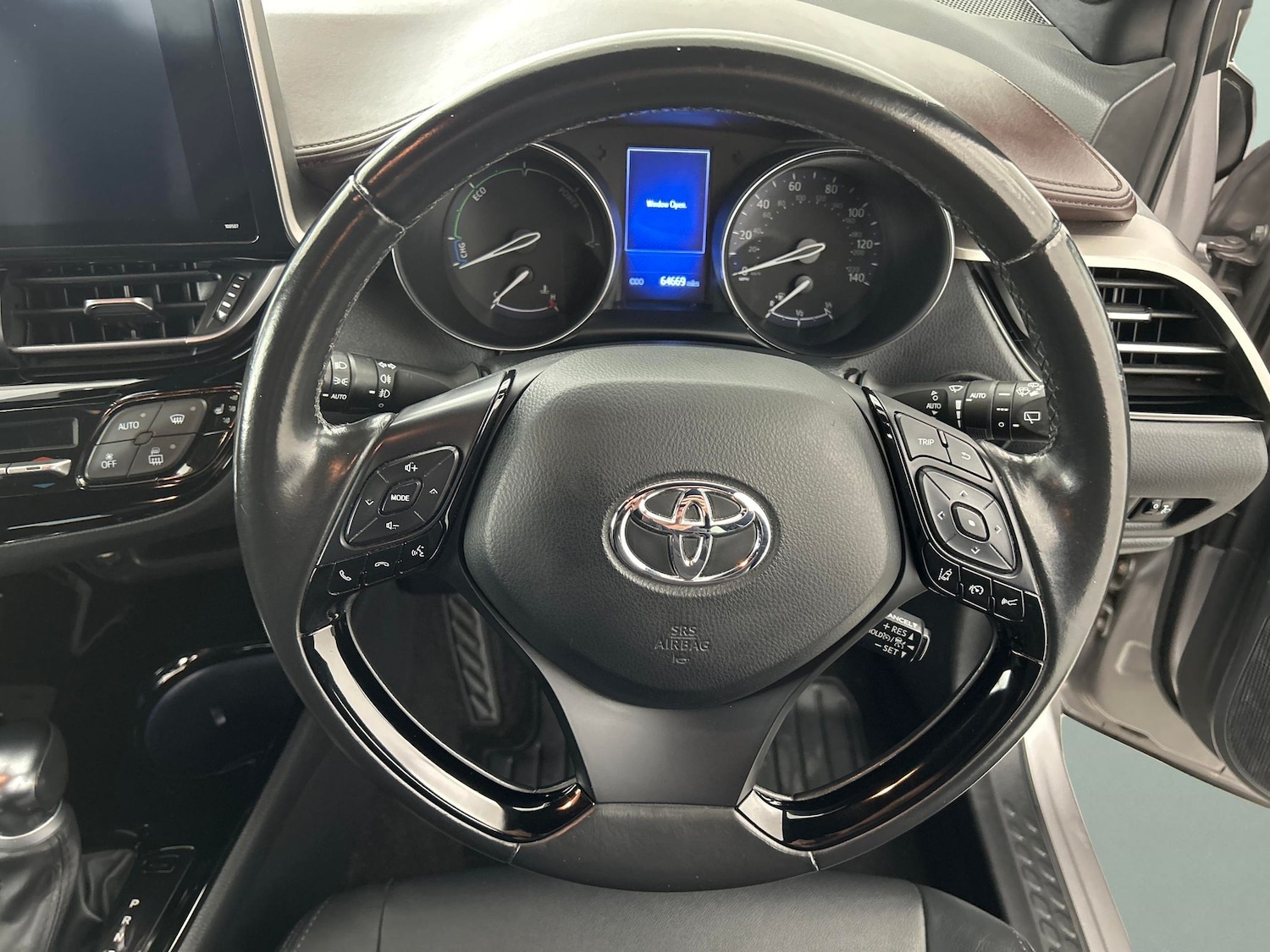 Vehicle 29