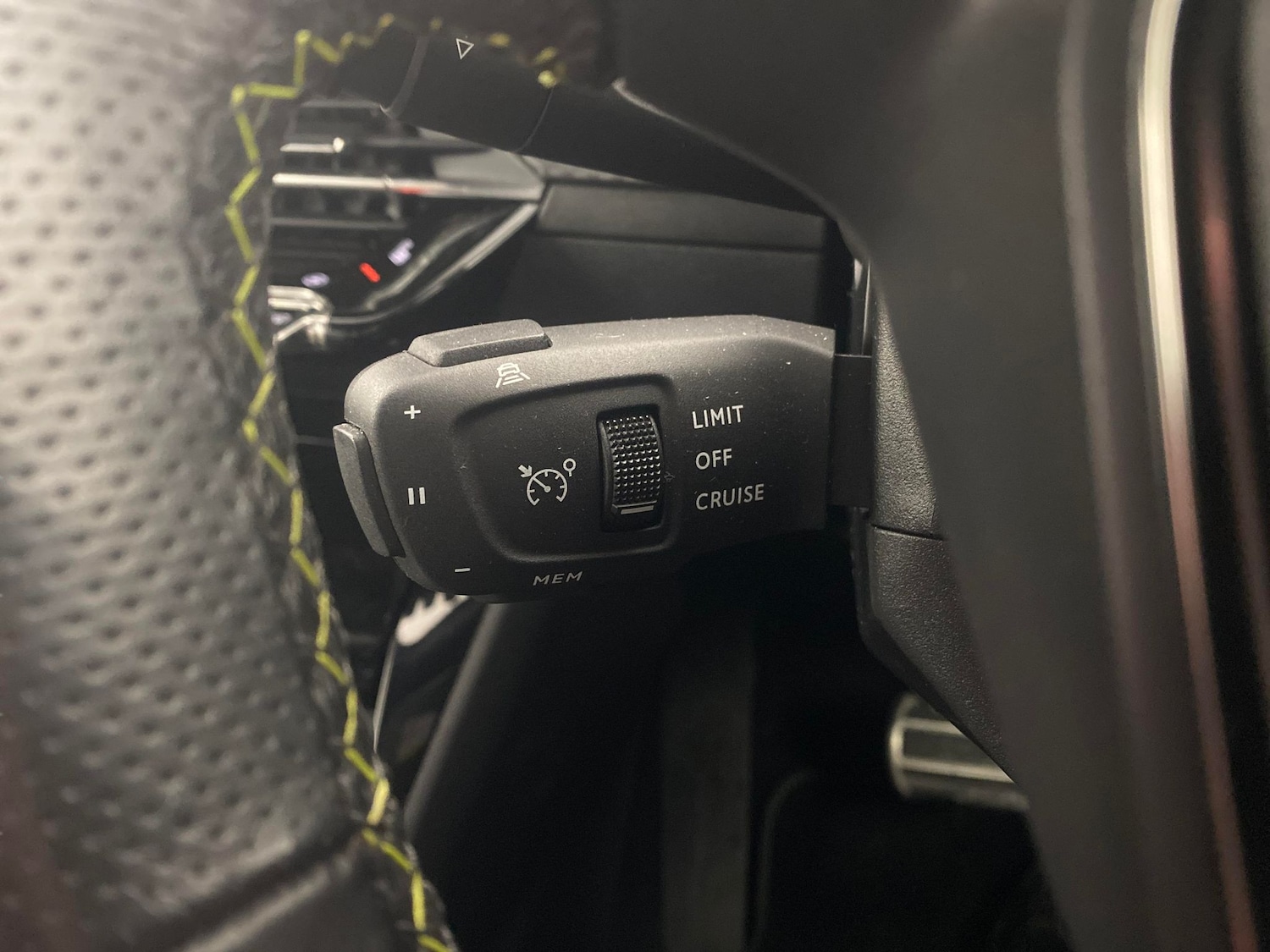 Used Peugeot 2008 2021 for sale - 77294876: Photo 19