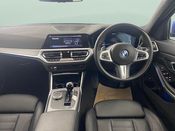 Used BMW 3 Series 2022 for sale - 77296476: Photo