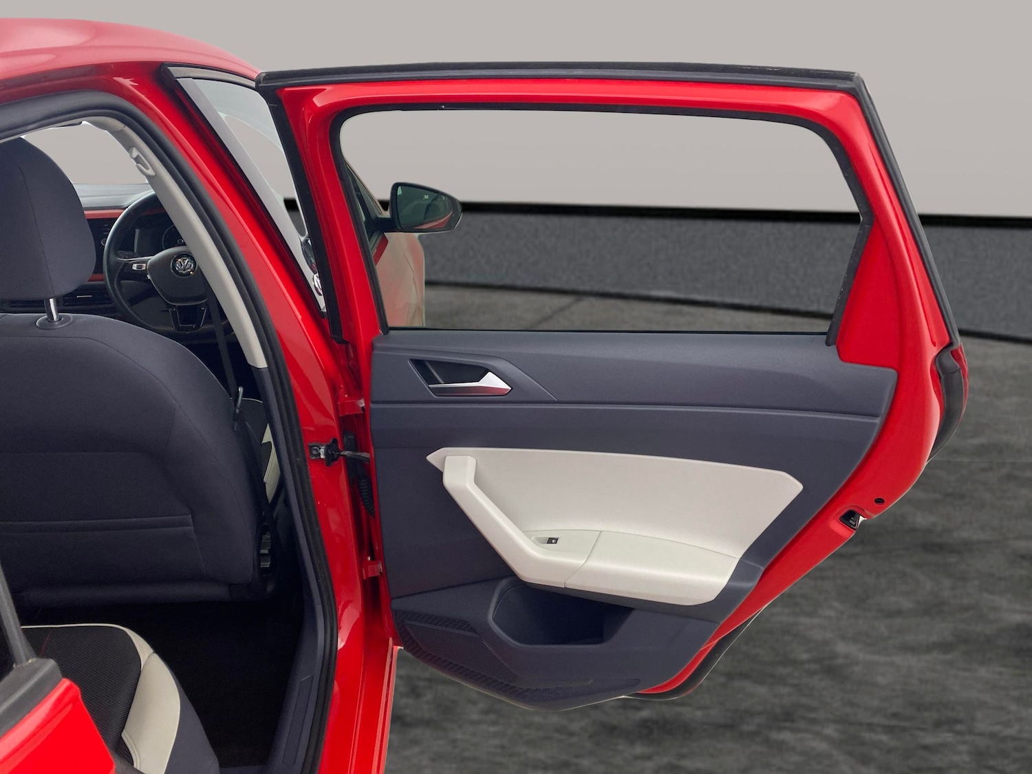 Used Volkswagen Polo 2019 for sale - 77804166: Photo 21