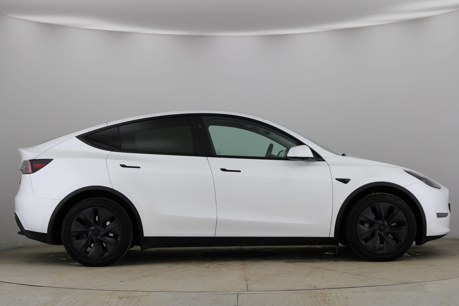 Used Tesla Model Y 2024 for sale - 77619652: Photo 10