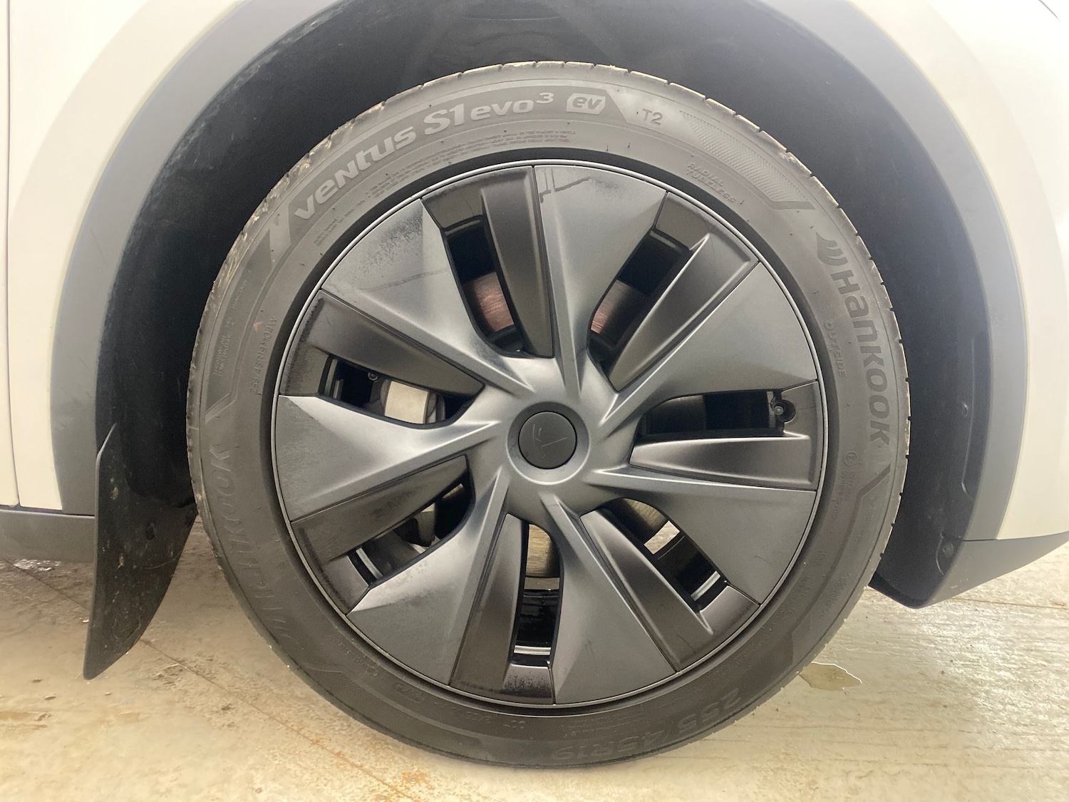 Used Tesla Model Y 2024 for sale - 77619652: Photo 19