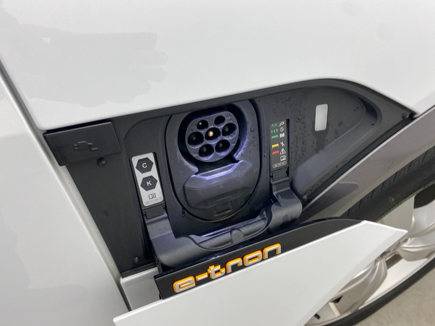 Used Audi e-tron 2022 for sale - 77797967: Photo 23