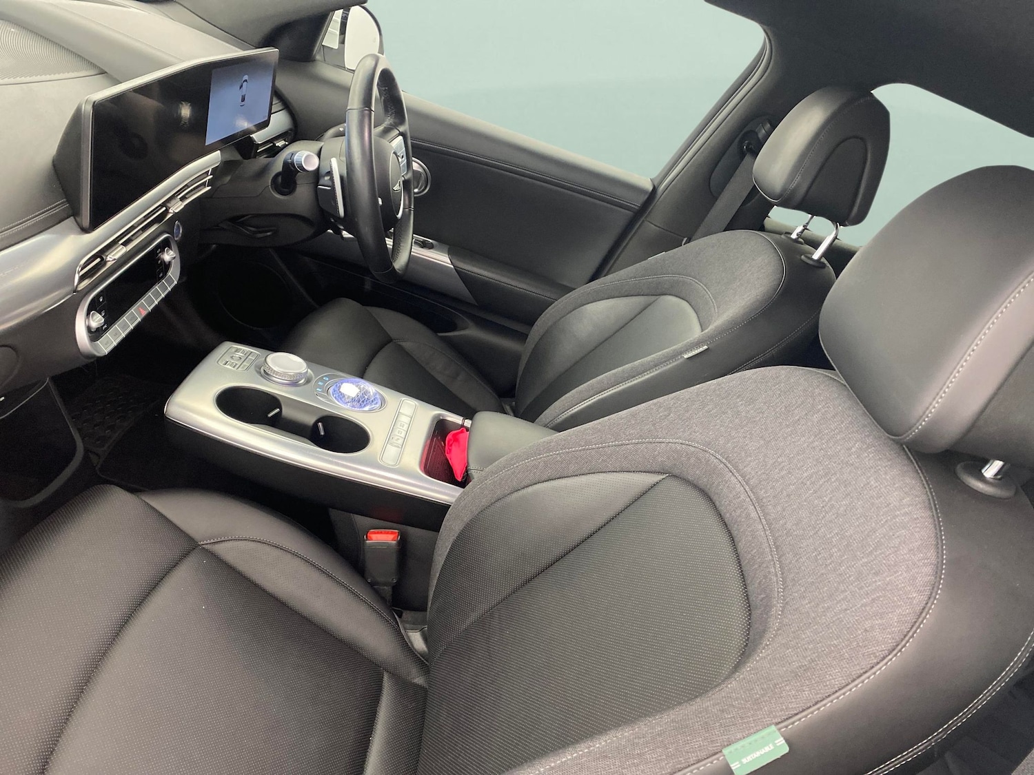 Used Genesis GV60 2022 for sale - 76065396: Photo 4