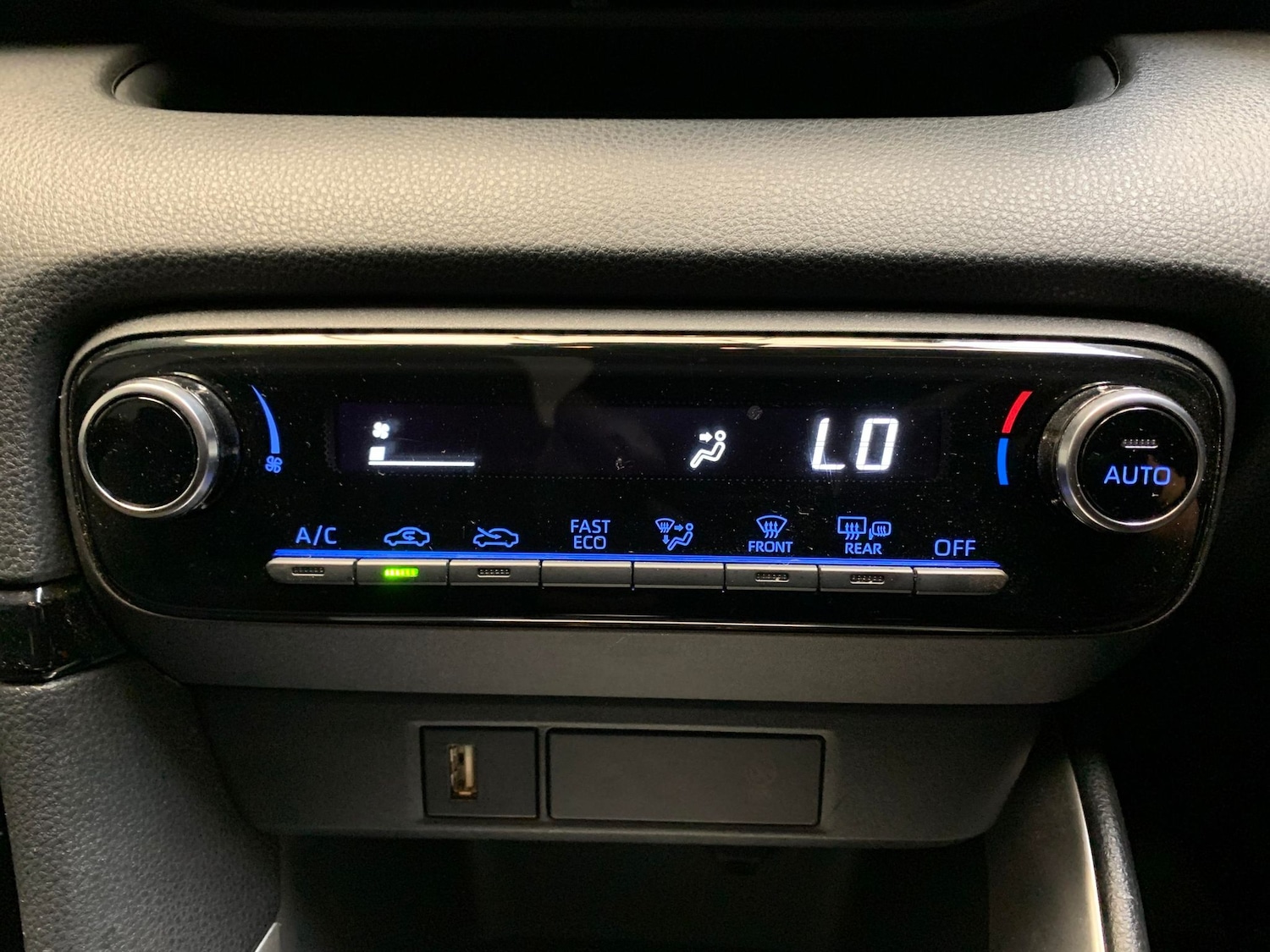 Used Toyota Yaris 2021 for sale - 76507975: Photo 19