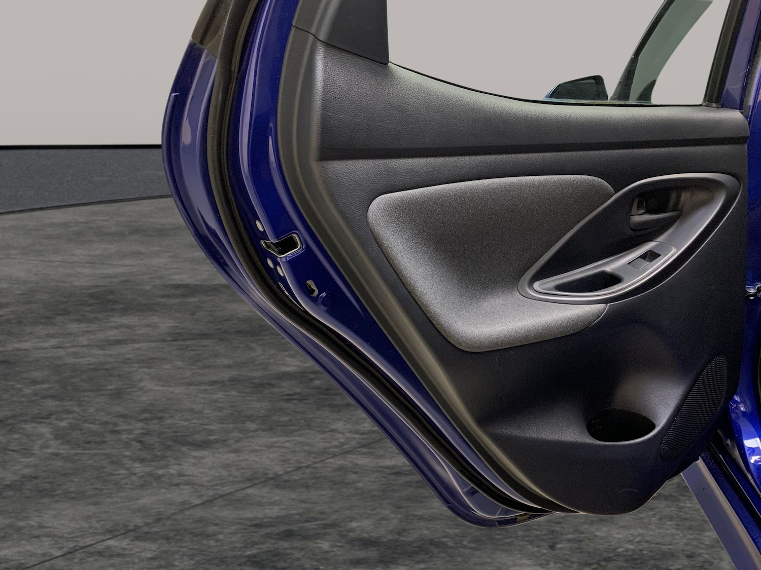 Used Toyota Yaris 2021 for sale - 76507975: Photo 29