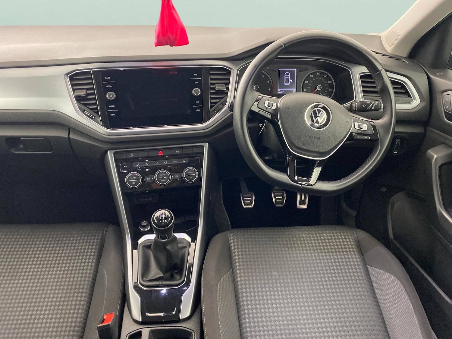 Used Volkswagen T-Roc 2021 for sale - 77164382: Photo 4