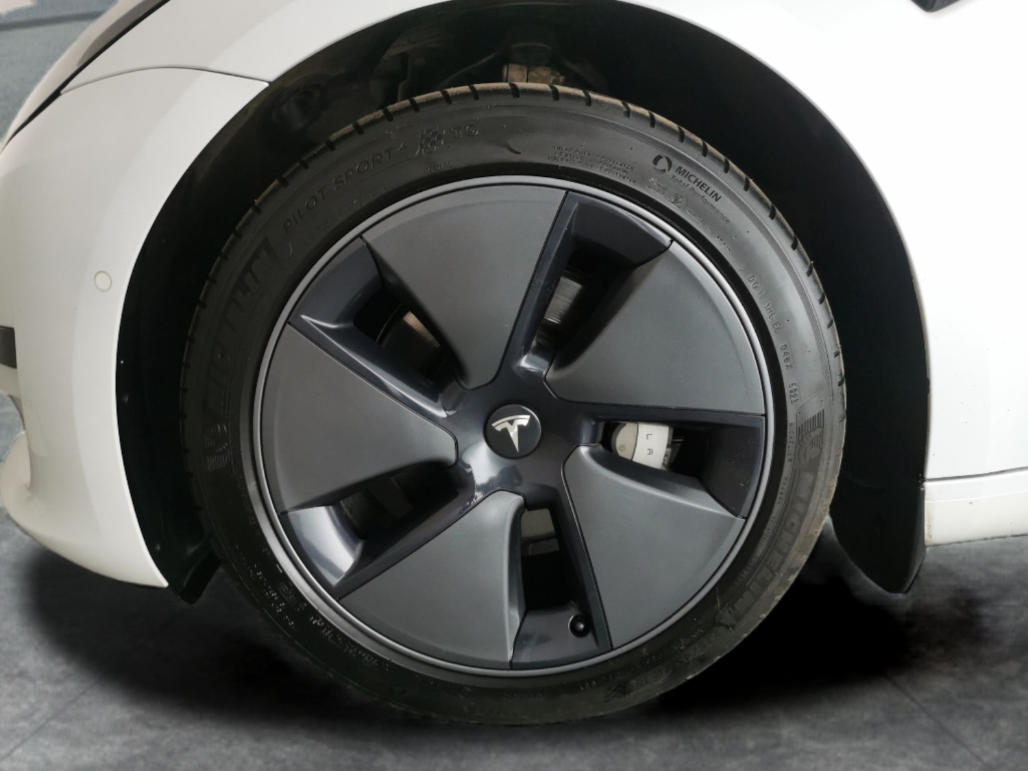 Used Tesla Model 3 2021 for sale - 76415560: Photo 31