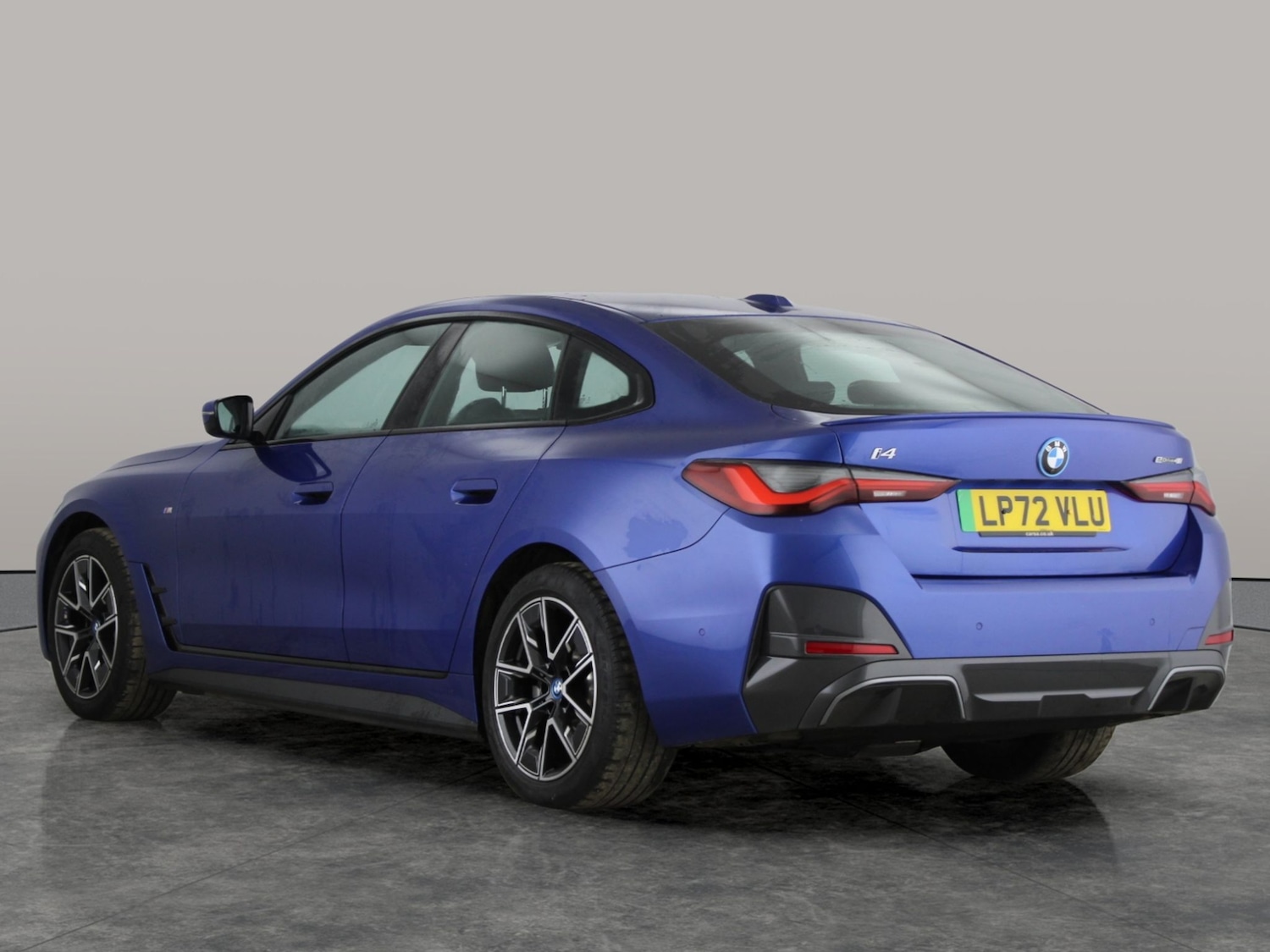 Used BMW i4 2023 for sale - 77797917: Photo 12