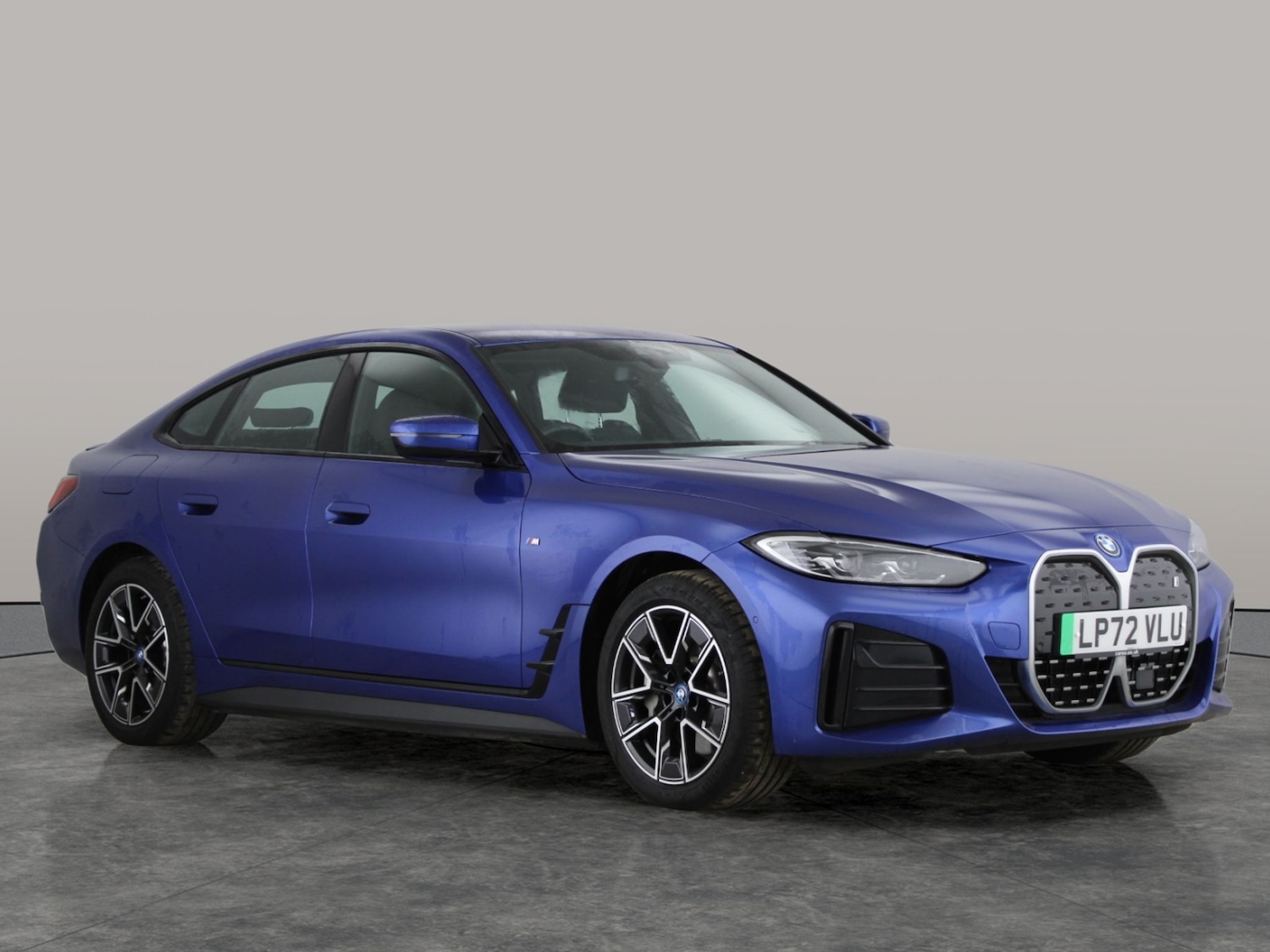 Used BMW i4 2023 for sale - 77797917: Photo 8