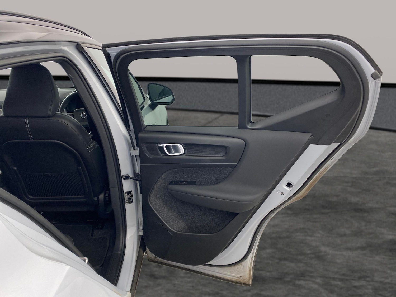 Used Volvo XC40 2022 for sale - 78042510: Photo 24