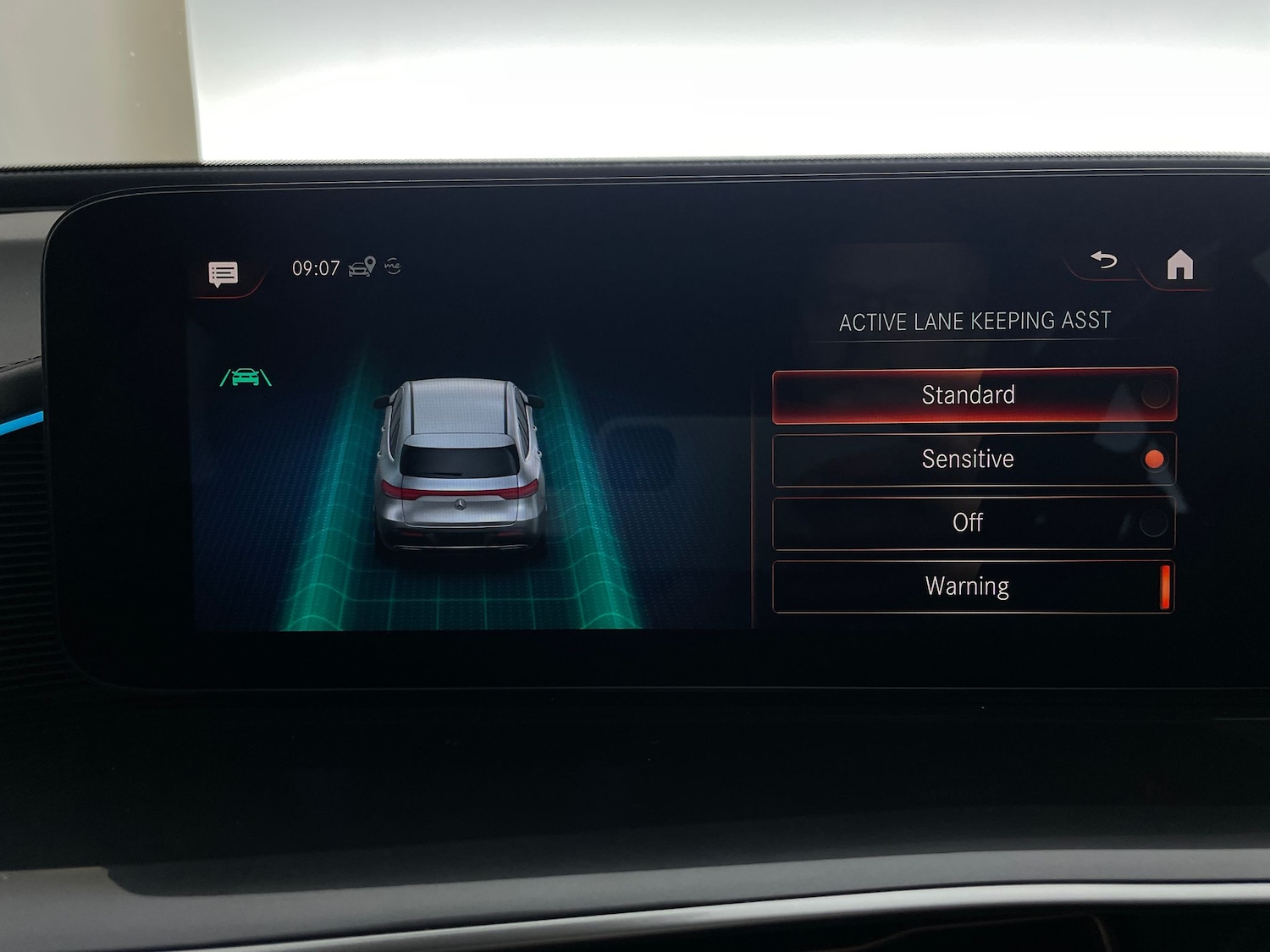 Used Mercedes-Benz EQC for sale - 77298042: Photo 28