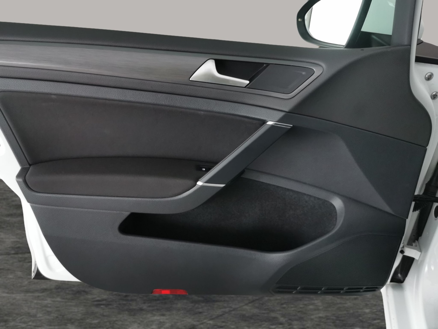 Used Volkswagen Golf 2017 for sale - 76491906: Photo 25