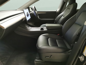 Used Tesla Model Y 2023 for sale - 77526536: Photo