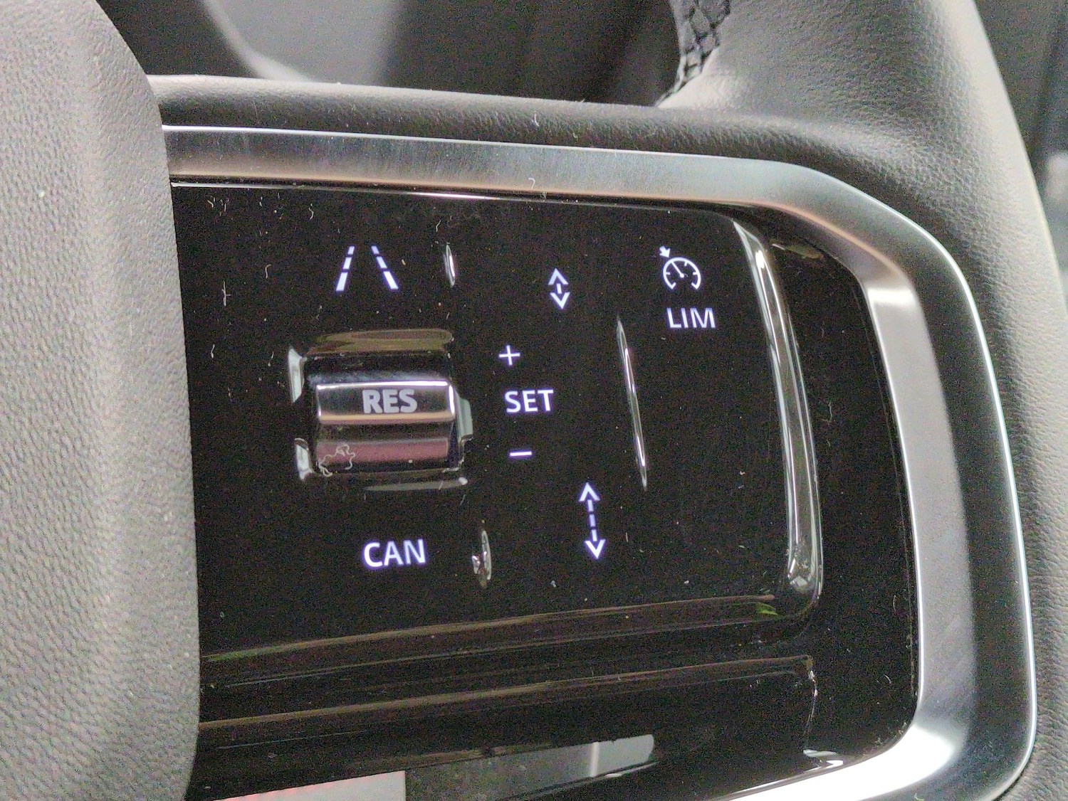 Used Land Rover Discovery Sport 2022 for sale - 76709905: Photo 24