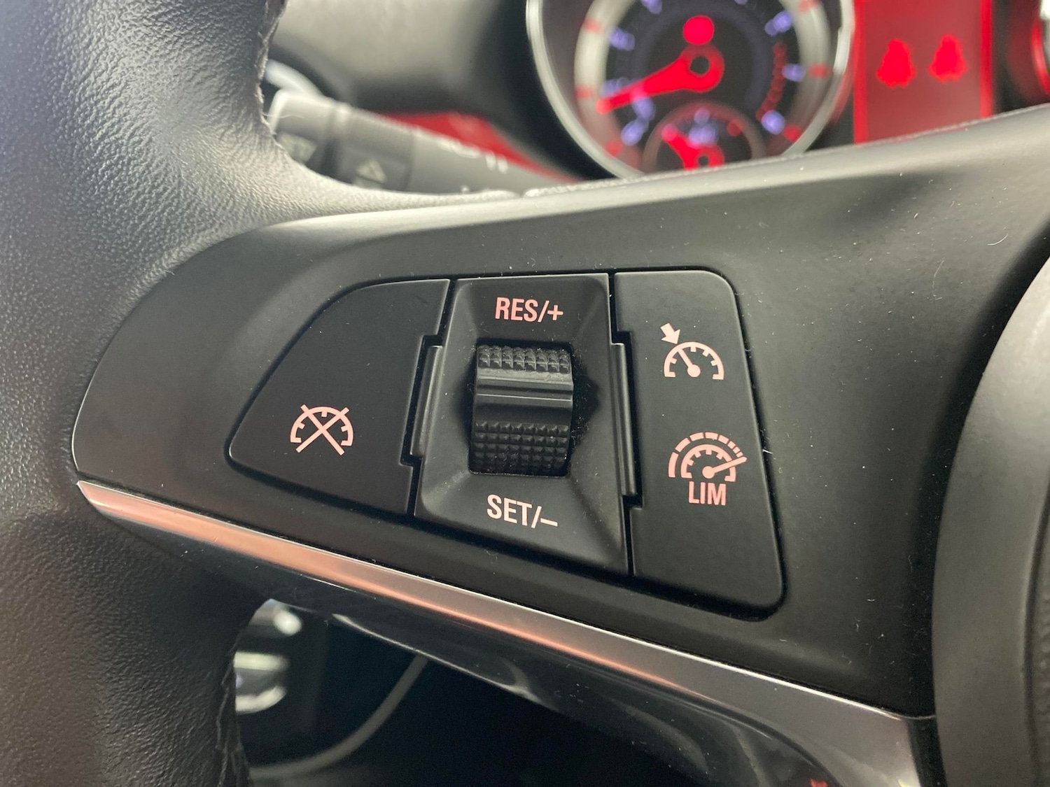 Used Vauxhall ADAM 2016 for sale - 76835222: Photo 16