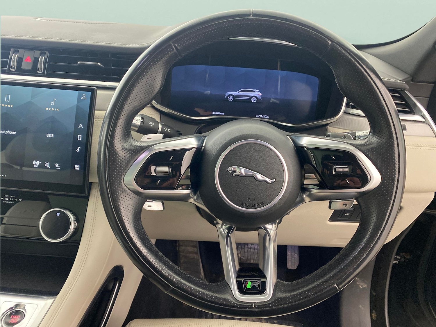 Used Jaguar F-Pace 2021 for sale - 76946367: Photo 15