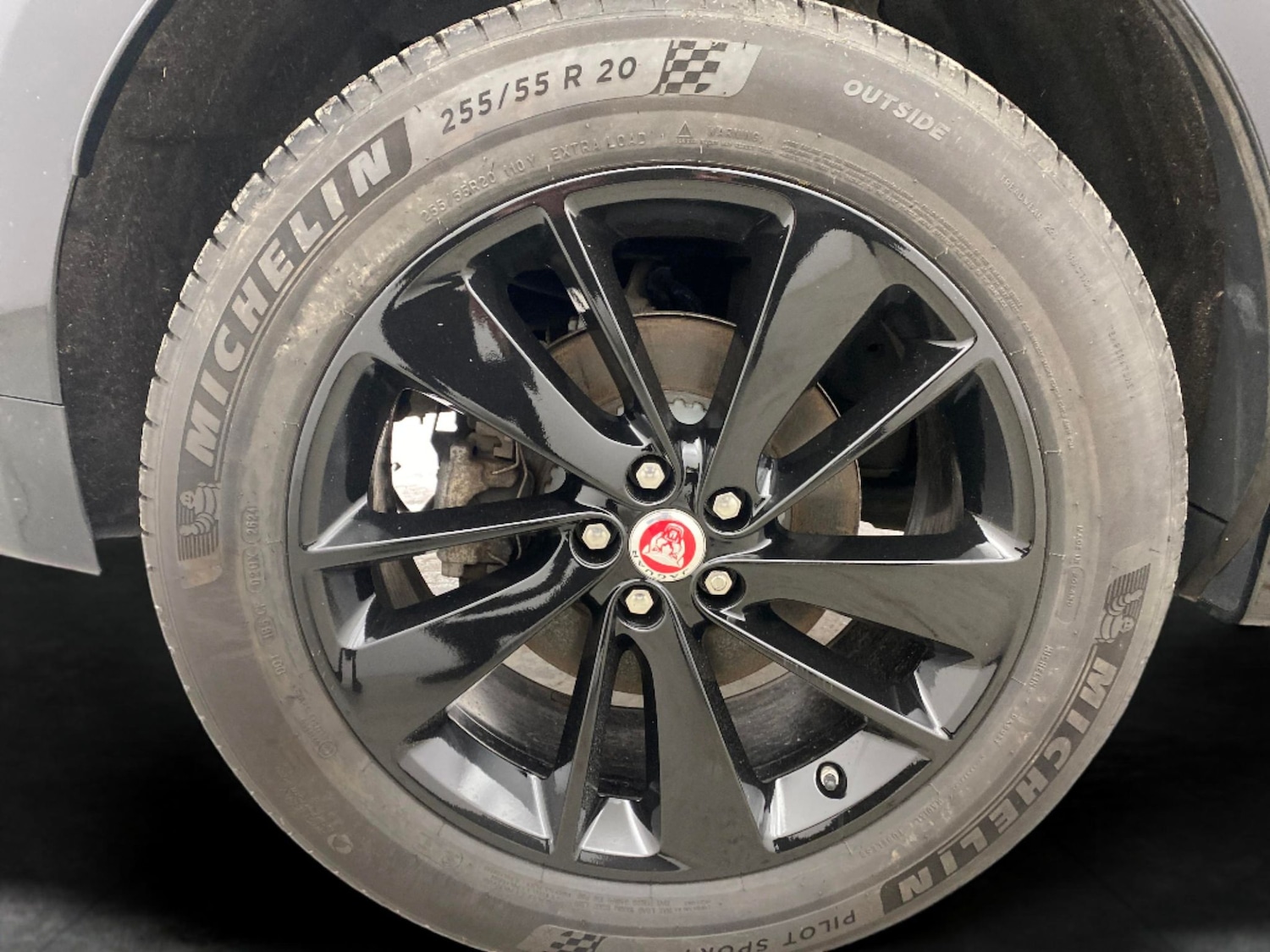 Used Jaguar F-Pace 2021 for sale - 76946367: Photo 22