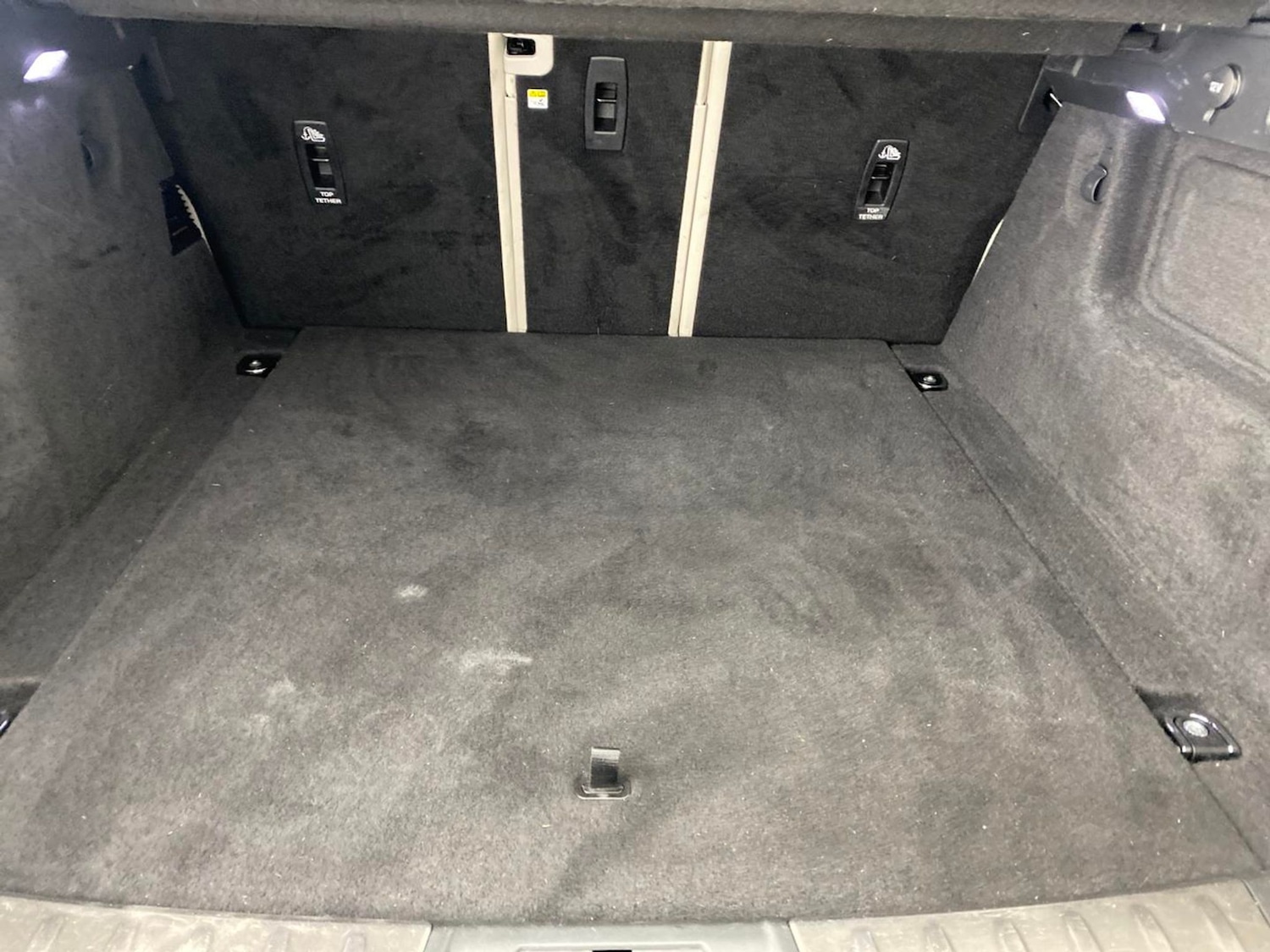 Used Jaguar F-Pace 2021 for sale - 76946367: Photo 7