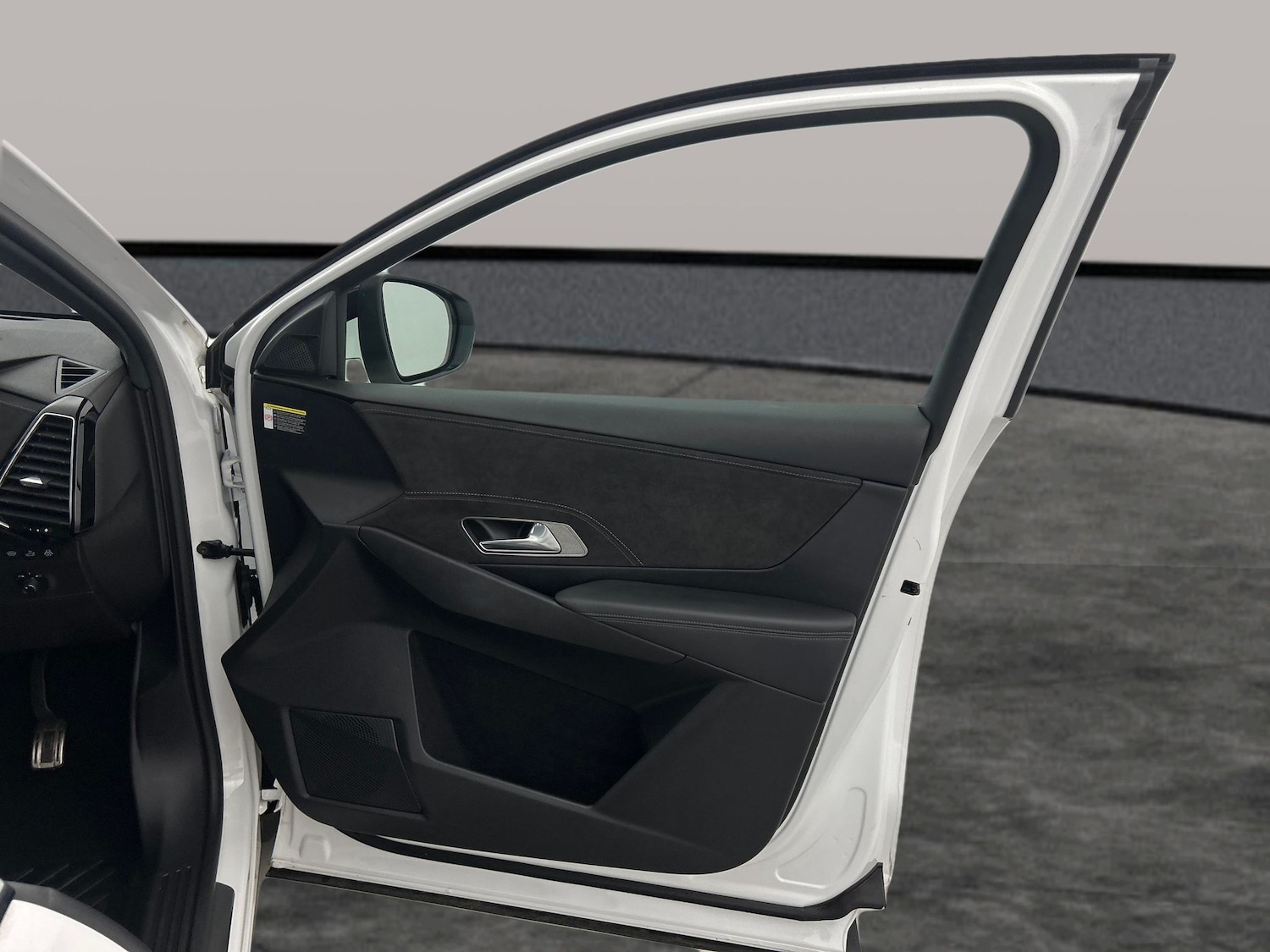 Vehicle 33