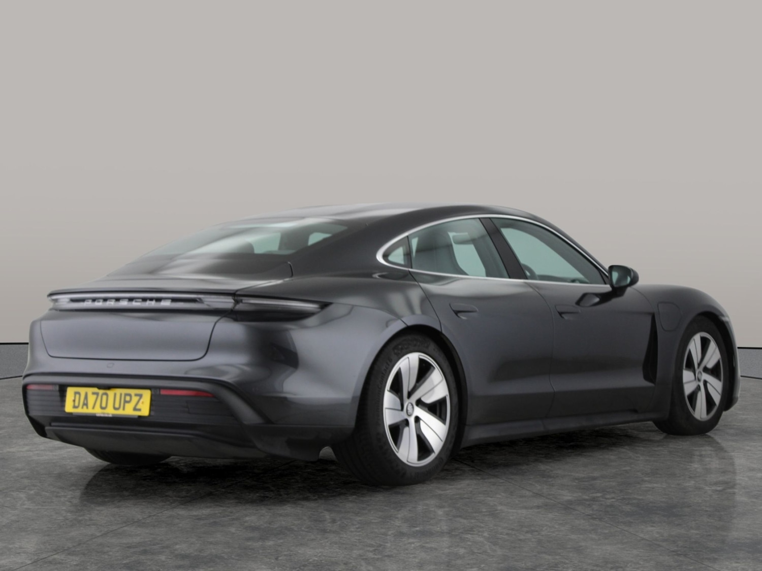 Used Porsche Taycan 2020 for sale - 76967111: Photo 10