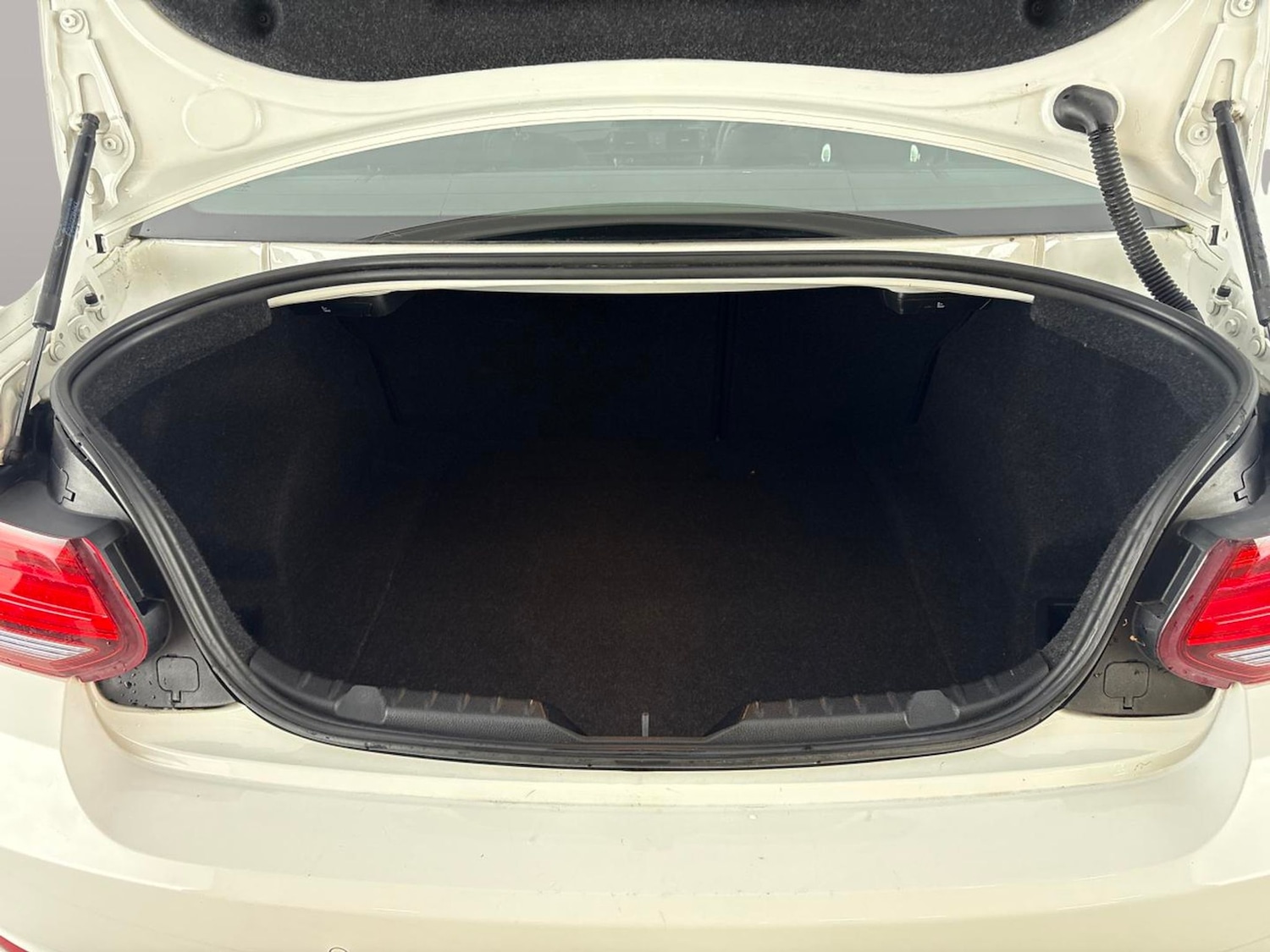 Used BMW 2 Series 2018 for sale - 76379163: Photo 44