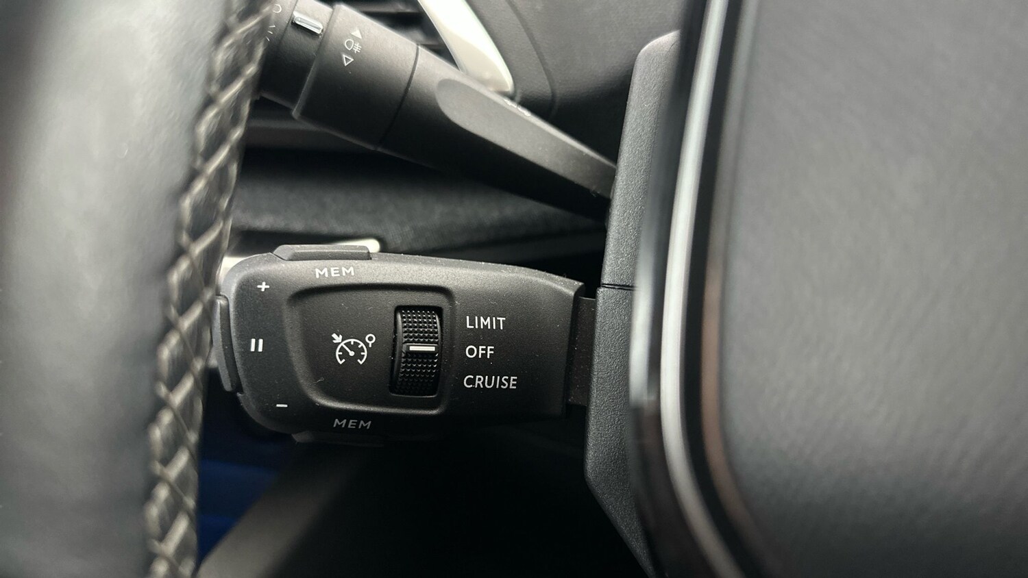 Used Peugeot 3008 2021 for sale - 77448002: Photo 29